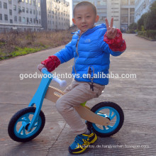 Neue Entwurfskindfahrradkinder und hölzernes Kinderfahrrad